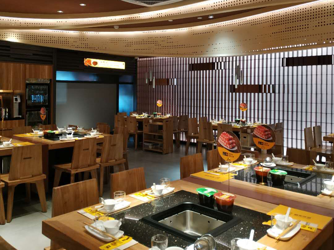 鄭州市金水區(qū)巴奴火鍋正弘旗店空調(diào)安裝工程